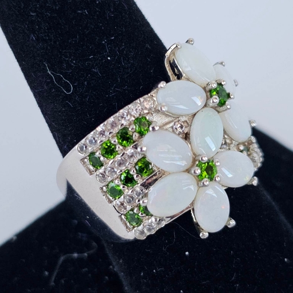 Genuine Australian Opal & Green Tsavorite Garnets in Solid Sterling Silver! ✨️ - Picture 7 of 10